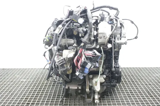 Motor Nissan NV300 2018 Completo