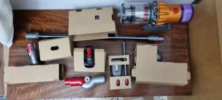 Dyson V12 Slim Absolute Como Nueva y con Garantía