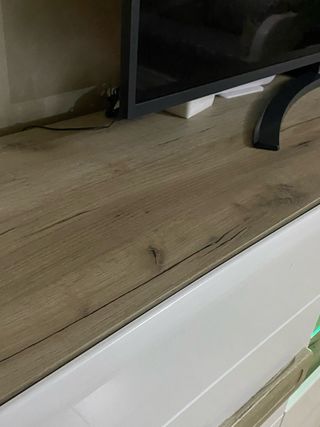 Mobile moderno LED con vetrine