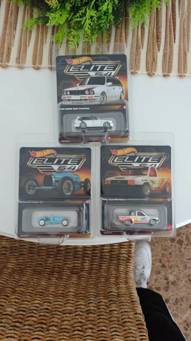 Lote 6 Hot Wheels Elite 64