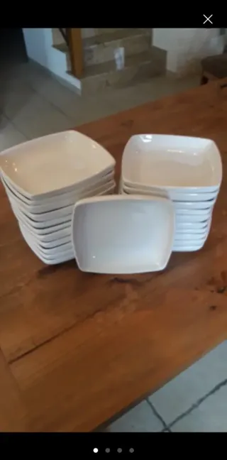 Bandejas cuadradas de porcelana blanca