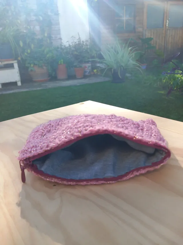 Bolsillo ganchillo hecho a mano rosa