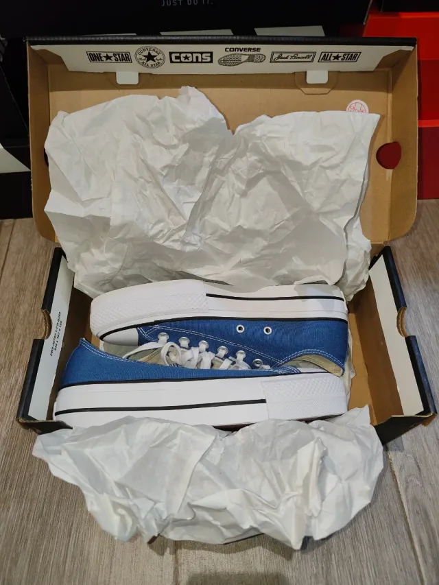 Converse Ctas Lift OX Talla 39 sin estrenar