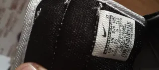 Zapatillas Jordan Blancas y Grises