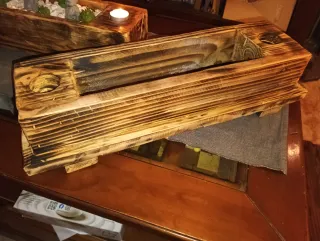 Centro de mesa portavelas madera rústica