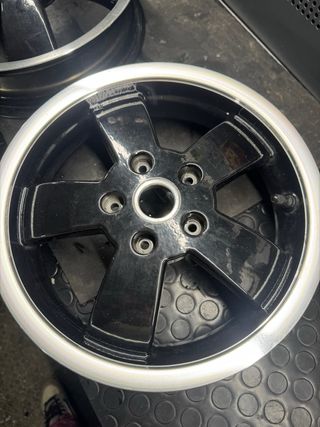 Llantas Vespa GTS Negras