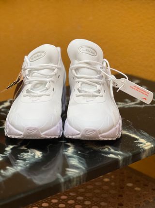 Nike Air Max DN8 Blancas - Nuevas (Talla 43-44)