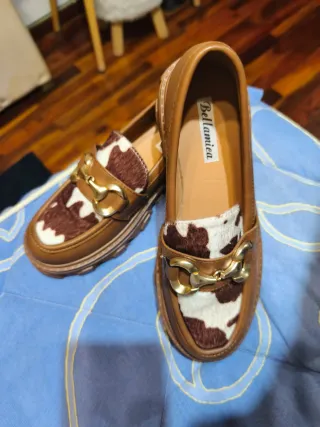 Zapatos Bellamica efecto vaca