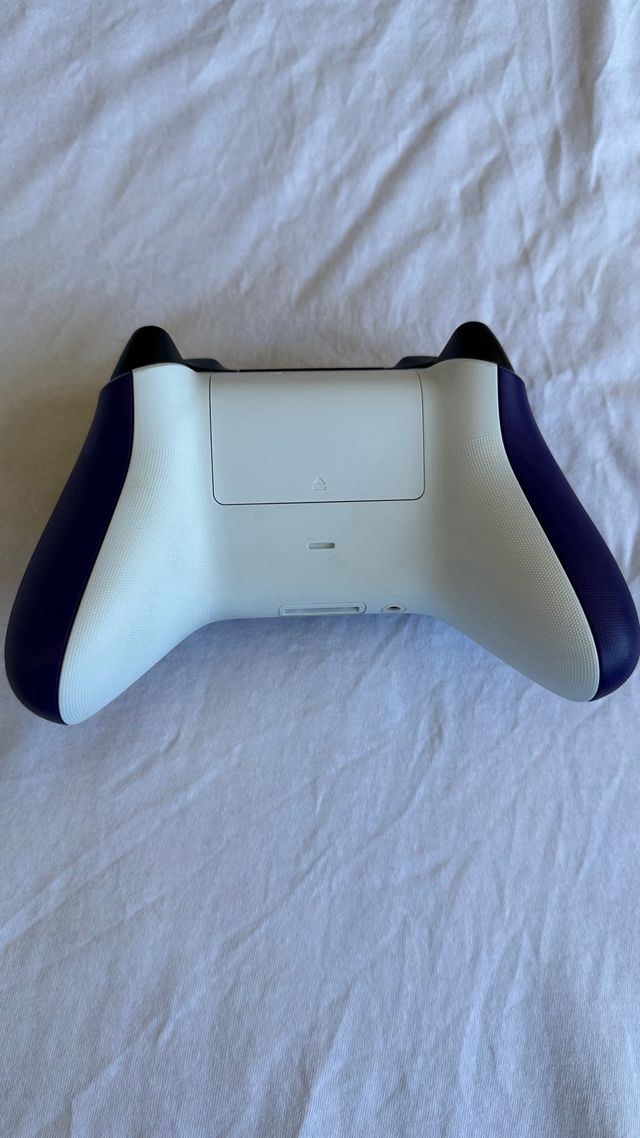 Mando Xbox Series Morado
