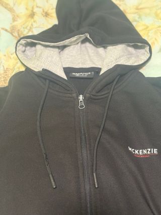 Conjunto McKenzie Negro