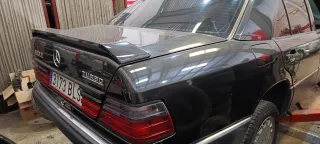 Mercedes 300D Turbo W124