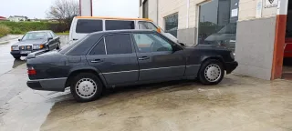 Mercedes 300D Turbo W124