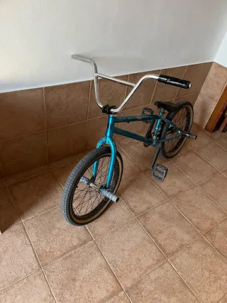 Bicicleta BMX Azul