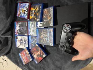 PS4 (PlayStation 4) Negra + 10 Juegos 1Tb