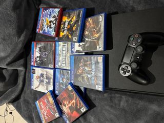 PS4 (PlayStation 4) Negra + 10 Juegos 1Tb