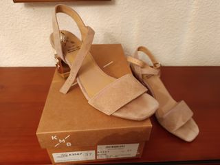 Sandalias KMB Piel Ante Rosa Tacón Metálico 37