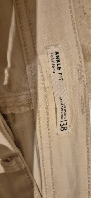 Pantalón Cortefiel elástico beige