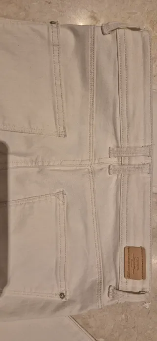 Pantalón Cortefiel elástico beige