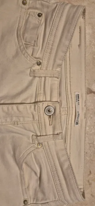 Pantalón Cortefiel elástico beige