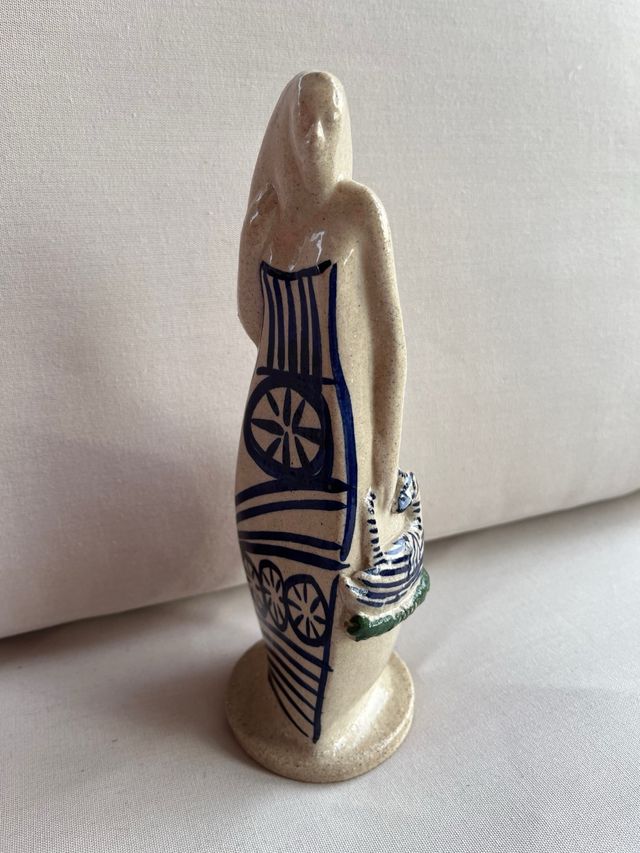 Scultura Otero Regal in Ceramica. "La più bella"