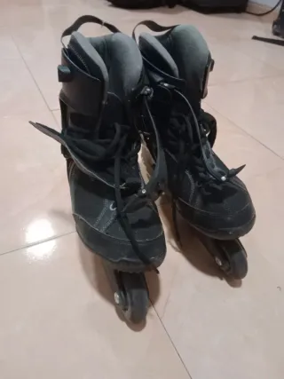 Patines en línea negros talla 43
