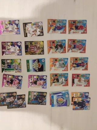 Cromos de fútbol Adrenalyn XL 2020-2021