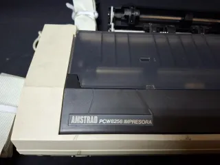 Impresora Amstrad PCW8256