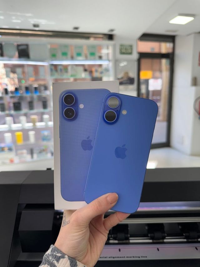 Oferta! IPHONE 16 PLUS 128GB SEMI NUEVO