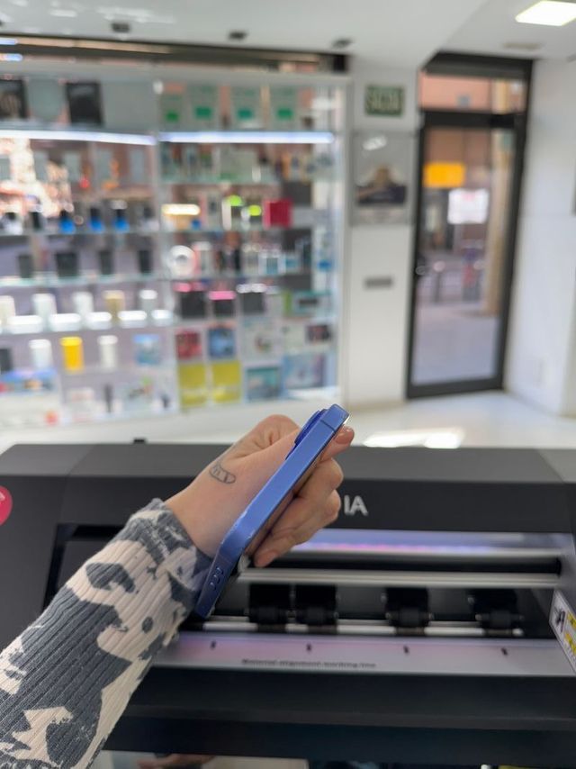 Oferta! IPHONE 16 PLUS 128GB SEMI NUEVO