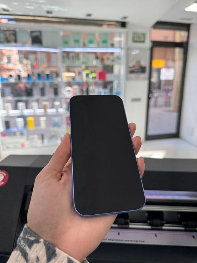 Oferta! IPHONE 16 PLUS 128GB SEMI NUEVO