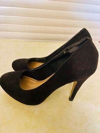 Zapatos de tacón negros talla 38
