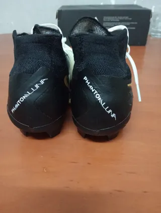 Botas Fútbol Nike Talla 38