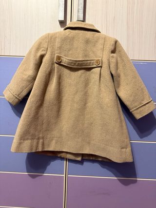 Abrigo niña talla 2