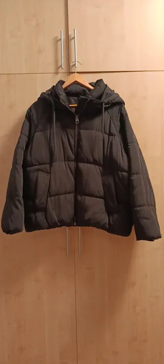 Chaqueta acolchada Pull&Bear negra