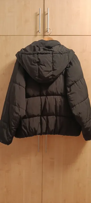 Chaqueta acolchada Pull&Bear negra