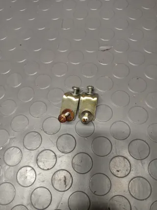 Escuadras quilla Derbi Variant