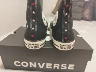 Converse altas estrellas negras✨