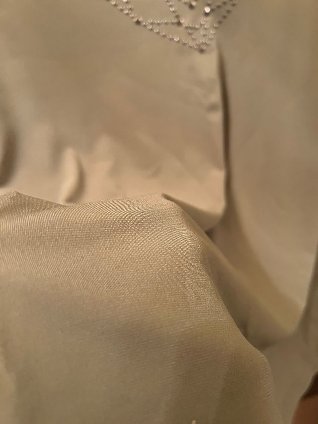 Camiseta verde oliva Primadonna con pedrería