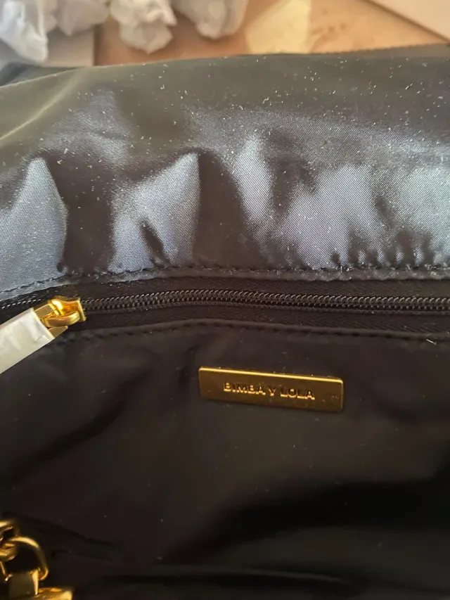 Bolso Bimba y Lola negro y dorado