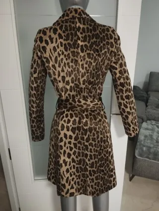 Abrigo leopardo Cortefiel mujer