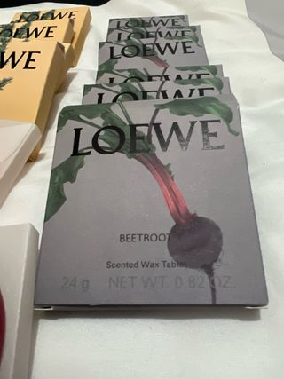 Loewe Naranja y Rojo + regala