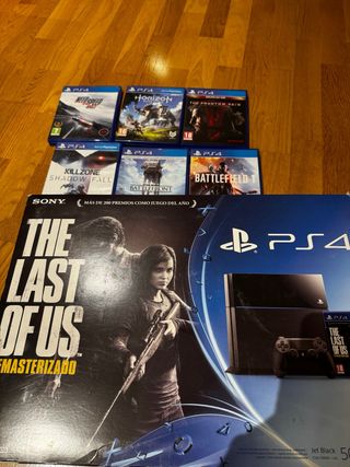 PS4 (PlayStation 4) Negra + 6 Juegos + 2 mandos