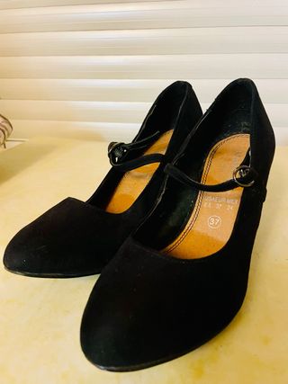 Zapatos negros ante Mary Jane talla 37