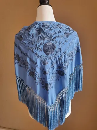 Mantoncillo Flamenco Bordado Azul