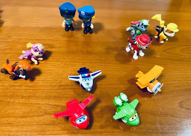 Lote Juguetes Paw Patrol y Super Wings
