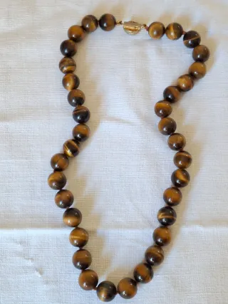 Collana con perle occhio di tigre