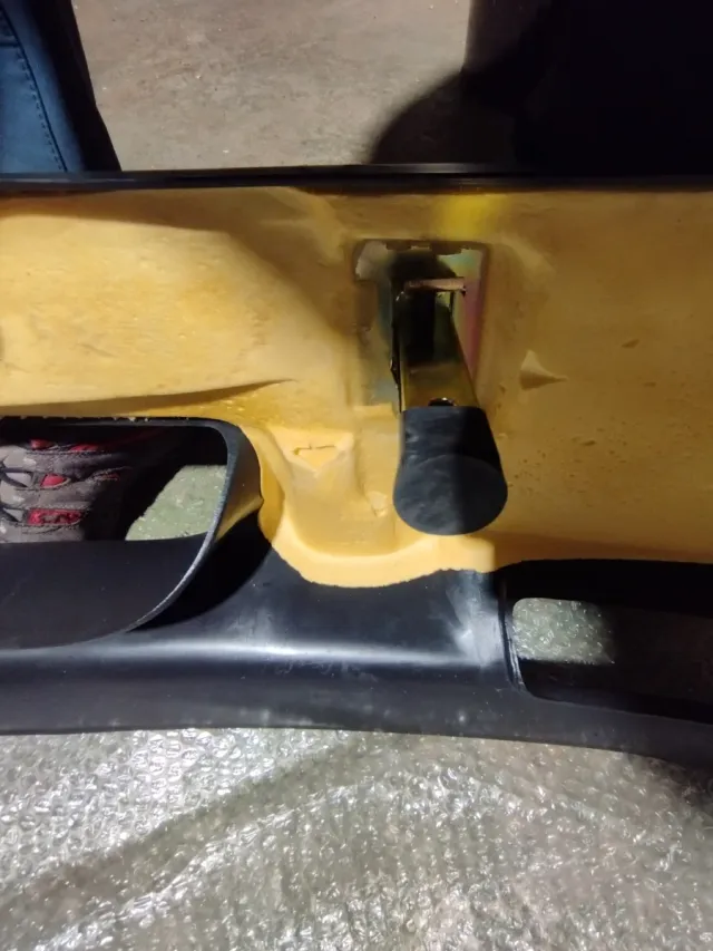 Parachoques Ford Sierra XR4i Original Nuevo