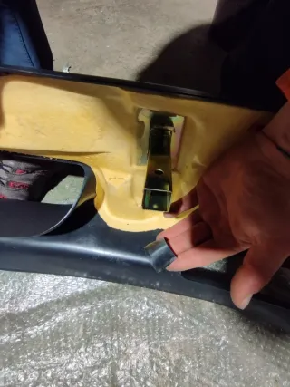 Parachoques Ford Sierra XR4i Original Nuevo