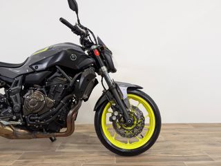 YAMAHA MT 07 2017