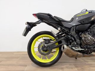 YAMAHA MT 07 2017